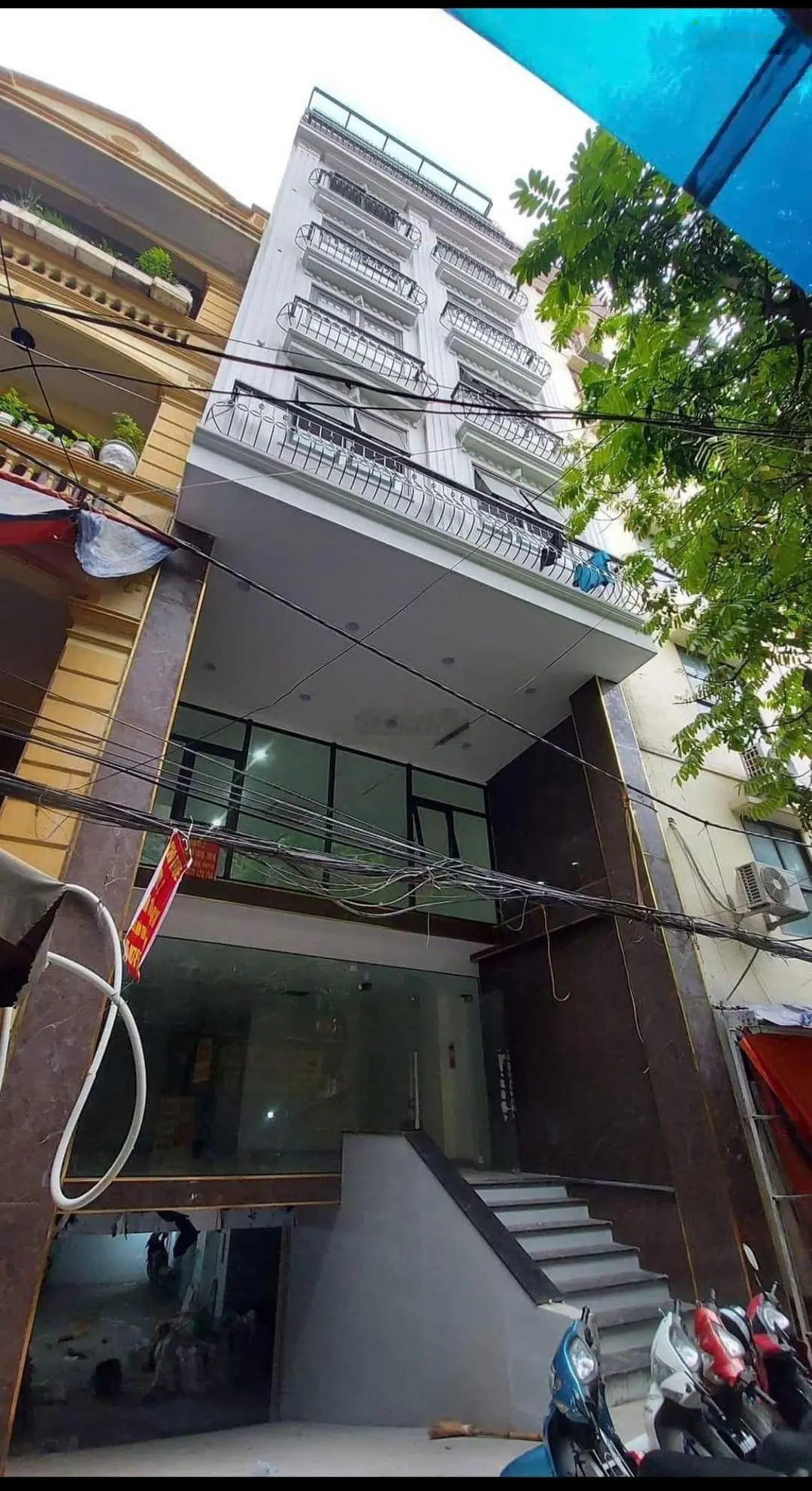 Chính chủ gửi bán nhà Quan Nhân diện tích 90m, 9tầng, thang máy full nội thất.