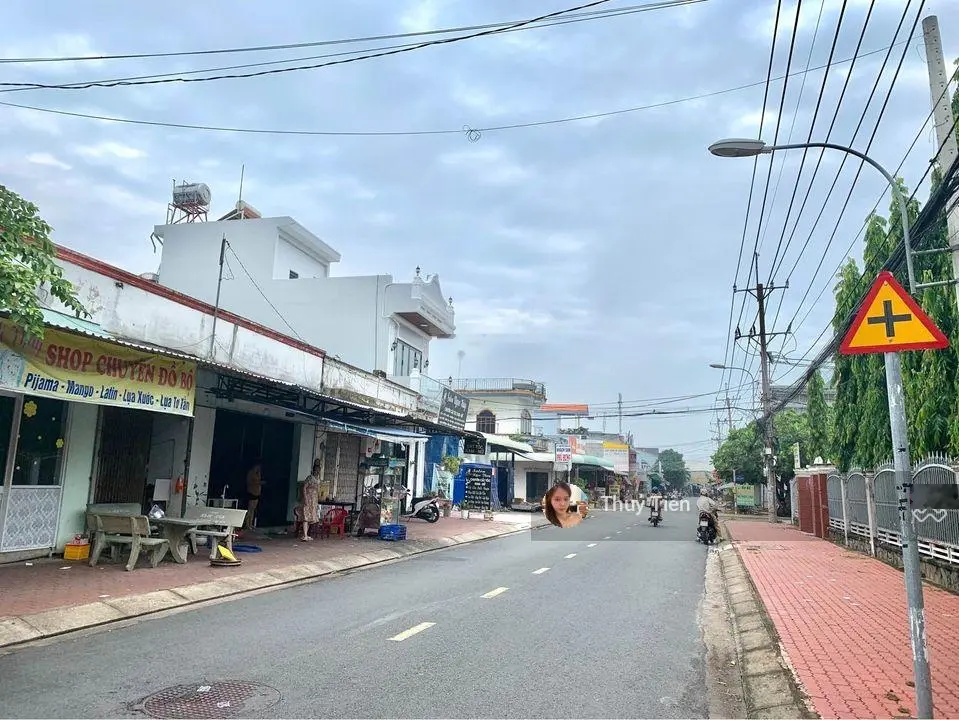 Kẹt tiền bán nhanh lô đất full TC, ngay MT đường An Phú Đông 3, Quận 12. DT 120m2/SHR