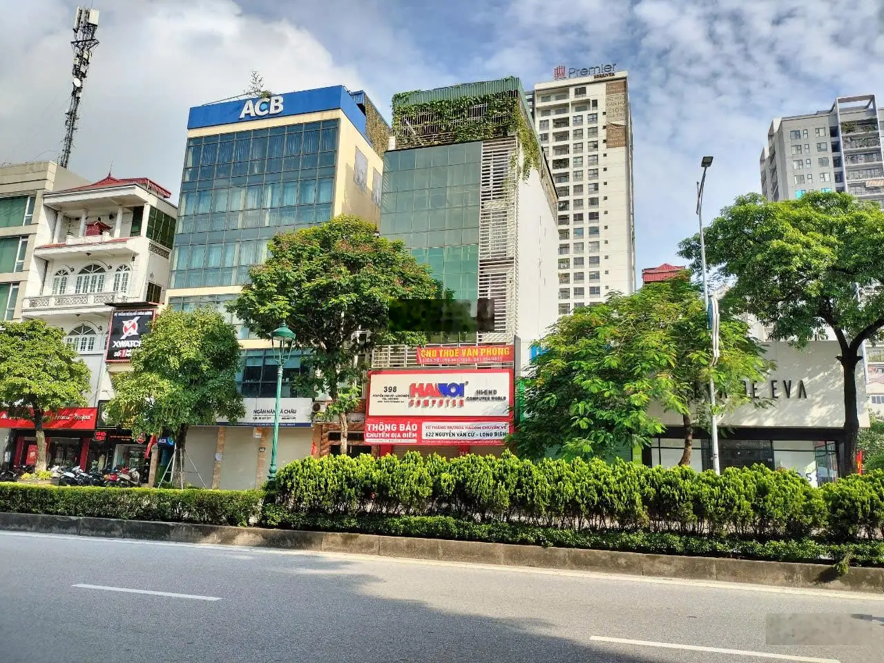 VIP! Nhà Mặt Phố Nguyễn Văn Cừ, Vị Trí Đẹp Cho Thuê 500 Triêụ/năm, 125M2, 3 Tầng, Mt 8m. Gía 56 tỷ.