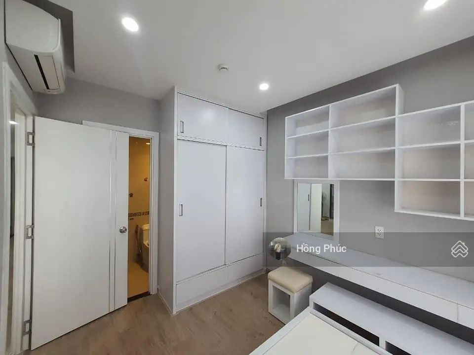 Chính chủ cần bán gấp căn Saigonres Plaza - Quận Bình Thạnh, DT 73m2, 2PN - 2WC, giá 1 tỷ 680 triệu