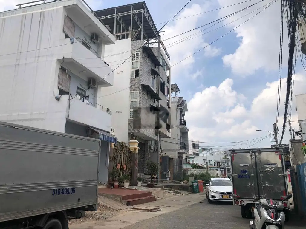 Chính chủ bán gấp lô đất 177m2 ngay chợ Thủ Đức. MT đường nhựa 15m