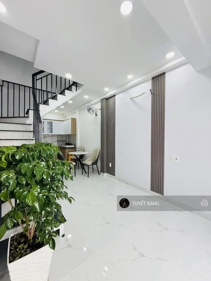 Chính chủ bán gấp nhà đường Tây Hòa,Phước Long A,quận 9..Giá chỉ nhỉn 3 tỷ.Cách cảng Phước Long 2km