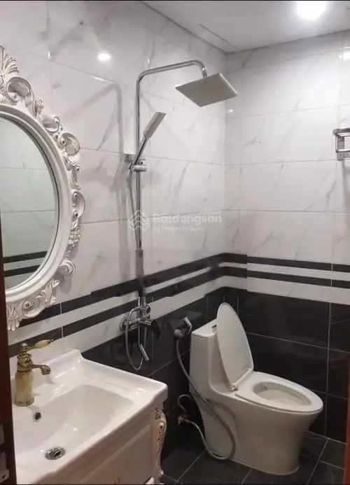 Bán nhà Vũ Xuân Thiều, Sài Đồng, Long Biên, 58m, 4 tầng, ô tô tránh, giá 8.5 tỷ sát công viên