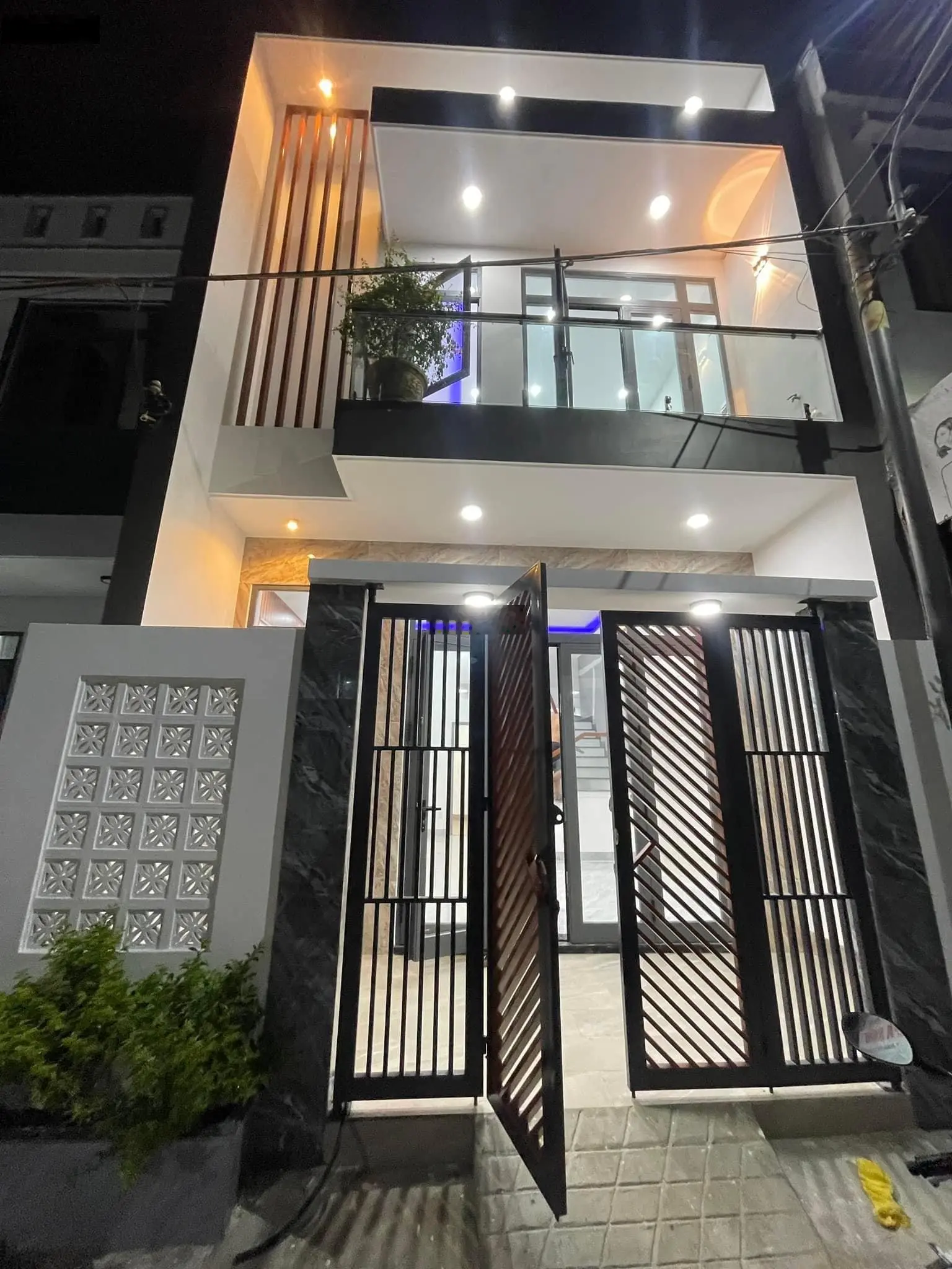 Bán nhà 2 tầng 2 mê kiệt 4m Đà Sơn khu cao ráo, k ngập lụt