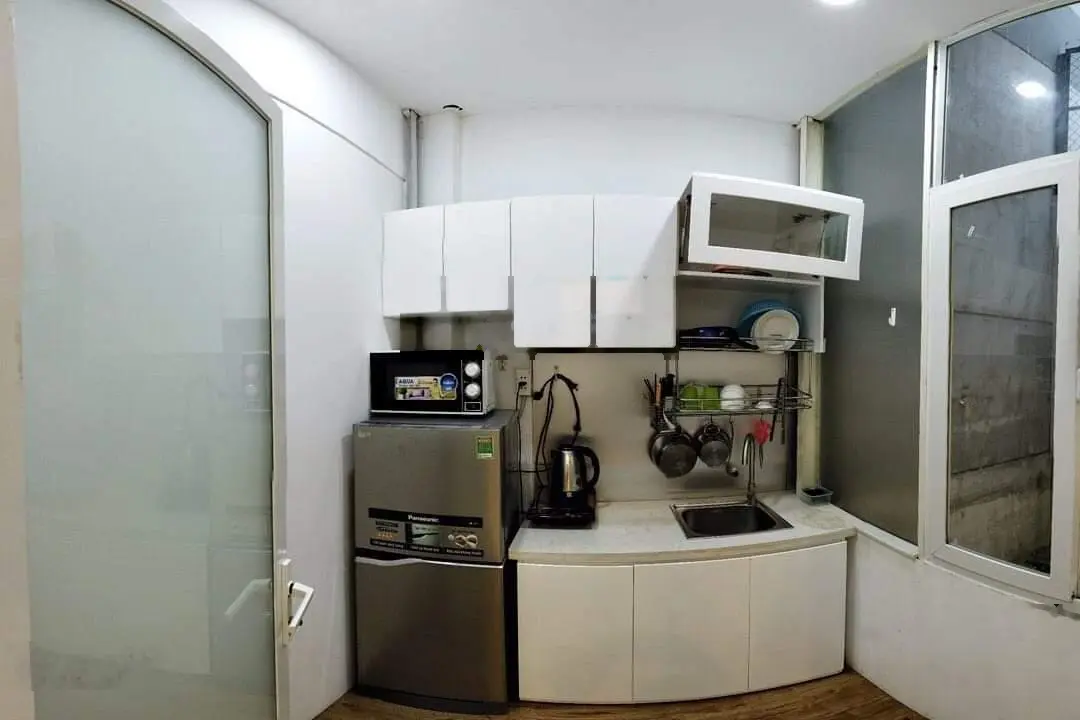 Bán CHDV Đ ÂU DƯƠNG LÂN Quận 8 DÒNG TIỀN 250 Triệu mỗi tháng, GIÁ 30 TỶ .7 Tầng 10 x 24 . THANG MÁY