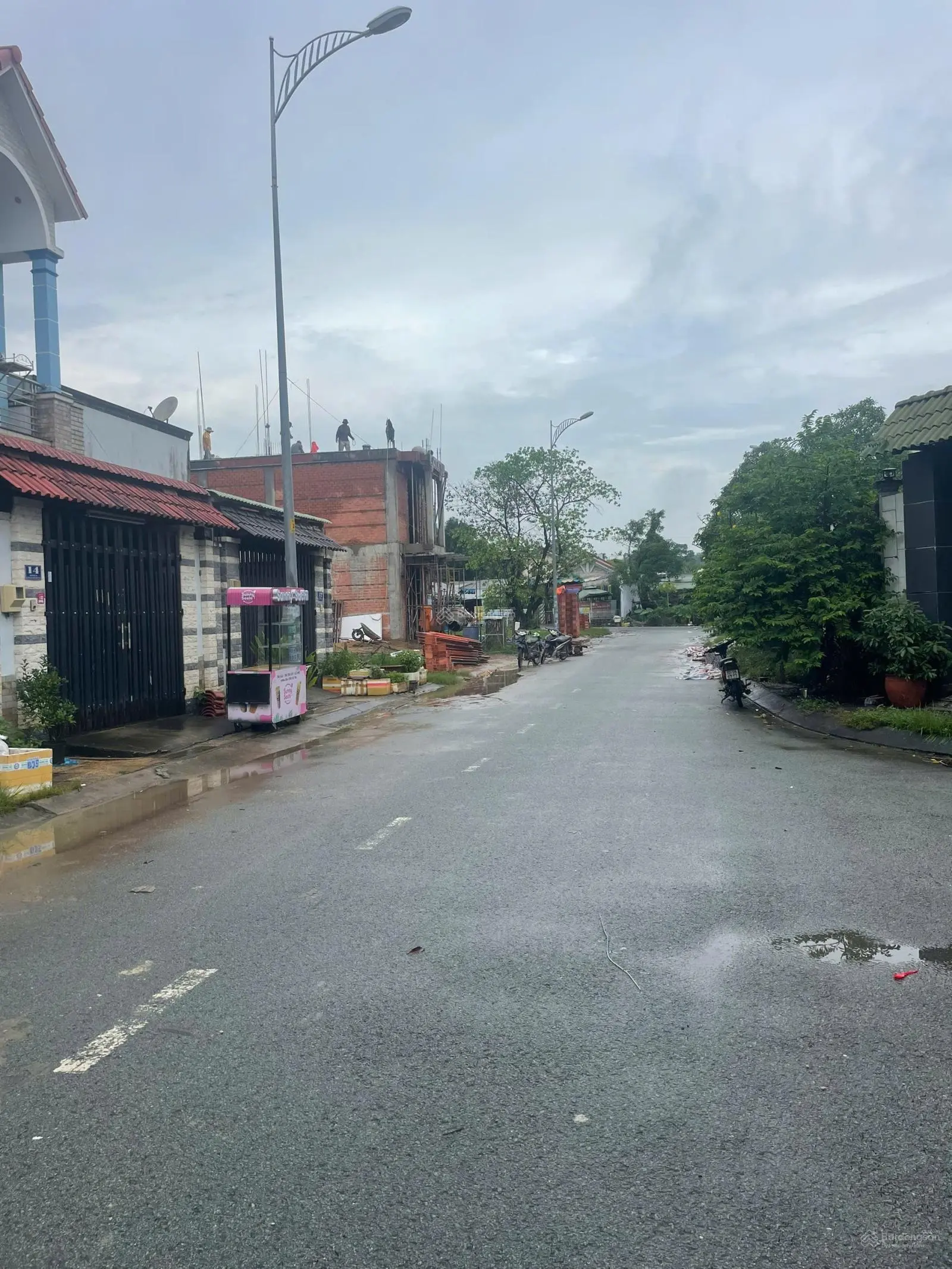 Chính Chủ cần bán gấp nền đất khu TĐC Phước Thiện sát Vinhomes giá chỉ 5,5ty/100m2. LH 0901 461 ***