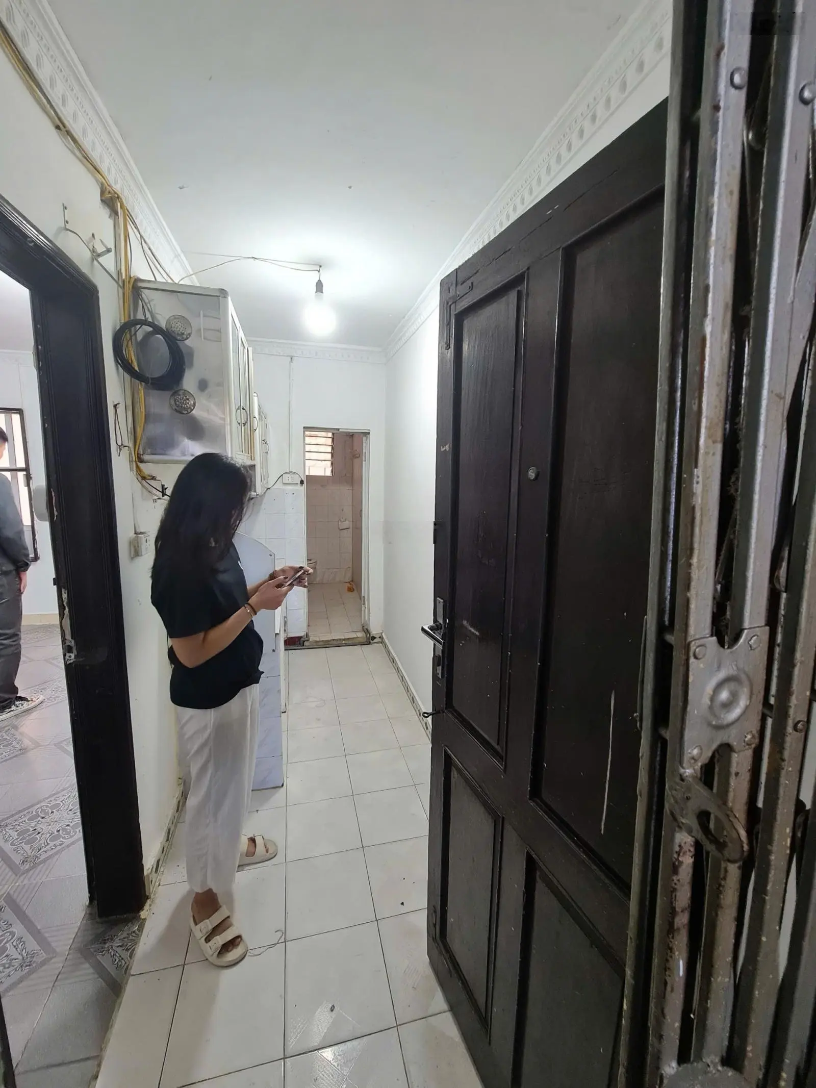 Nhà tập thể thành công - vị trí đẹp chợ thành công - diện tích 60m2 - 2 ngủ - 1 kho - 1wc