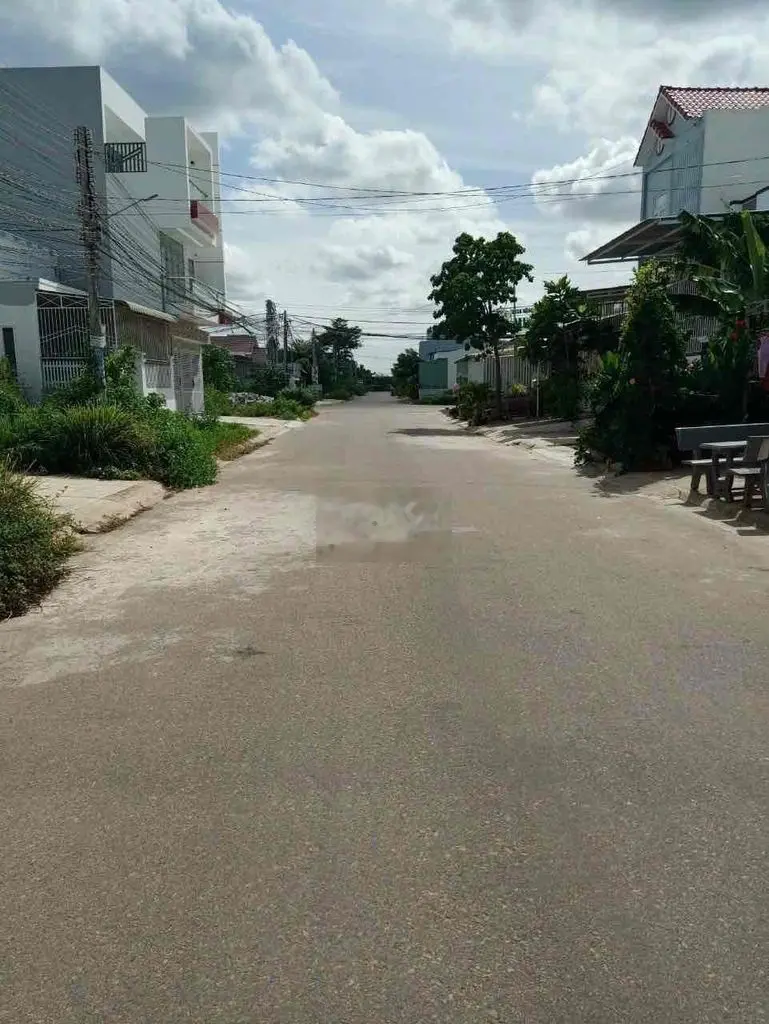 CẦN BÁN LÔ ĐẤT ĐẸP 100m2 THỔ CƯ MTKD ĐÀO DUY TÙNG - PHAN THIẾT - NGỘP