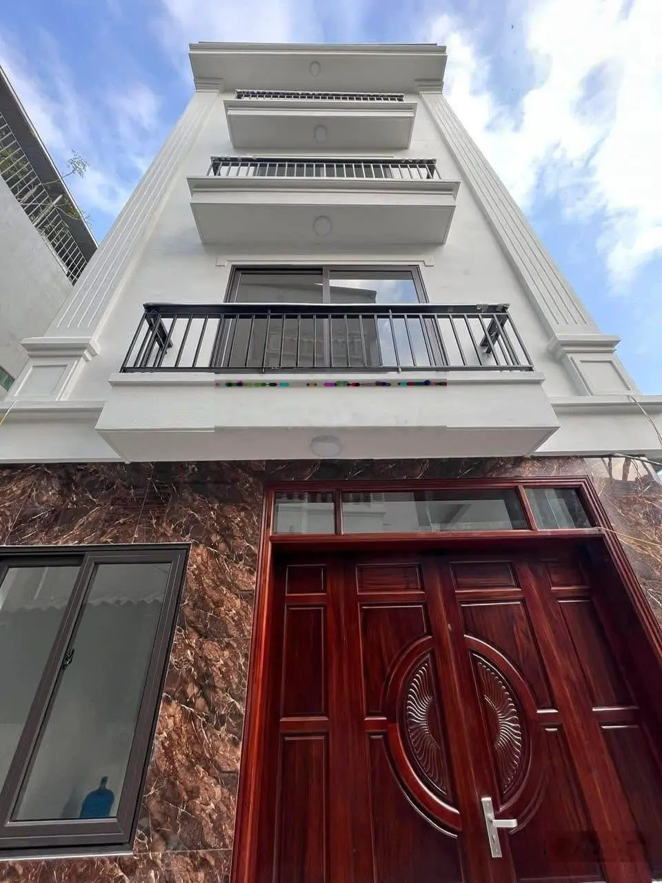Bán gấp nhà phố Trần Thái Tông, TT Cầu Giấy, 35m2, 5T, giá hơn 7 tỷ, ô tô gần