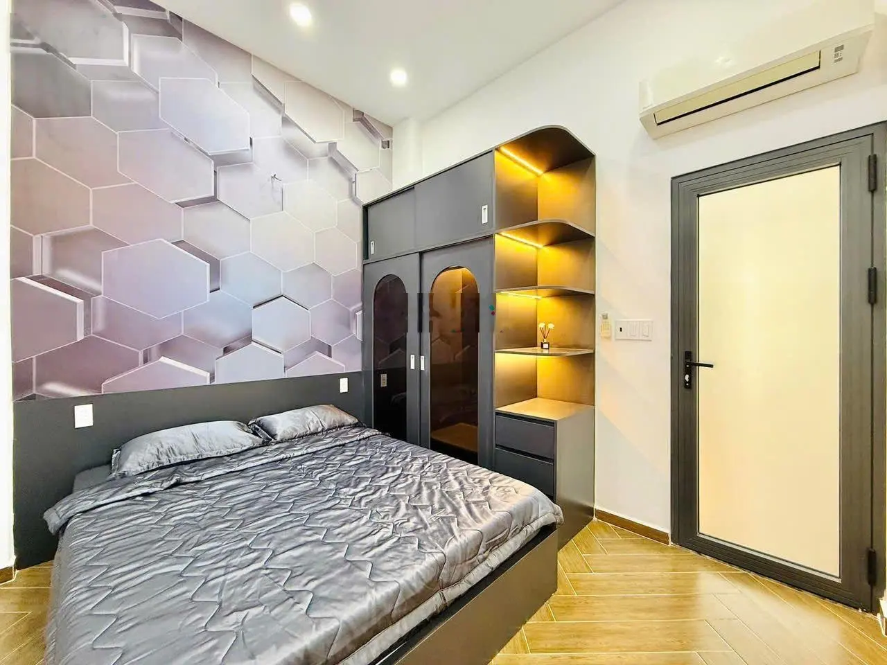Nhà Đẹp Lê Văn Lương, Q.7, 46(4x11.5),1TỶ 6, vị trí đắc địa, tặng nội thất cao cấp, Thái 0947489255