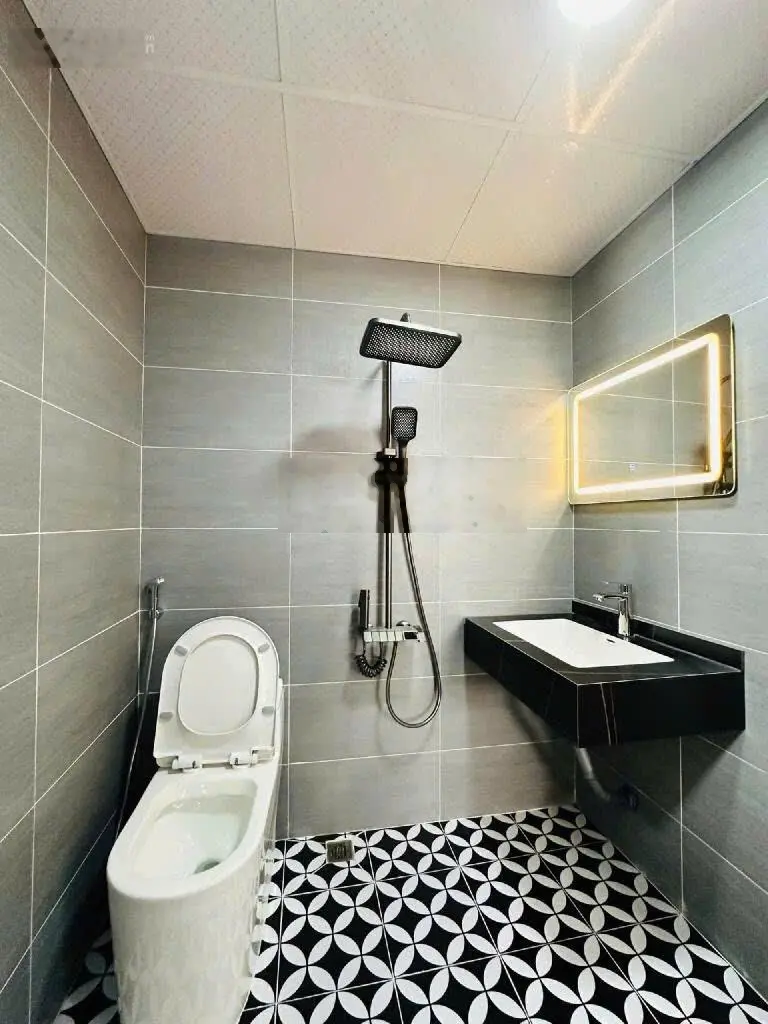 Đền Lừ - DT 70m2 - 3.85 tỷ - sổ đỏ chính chủ - sẵn nội thất - ở luôn đón tết