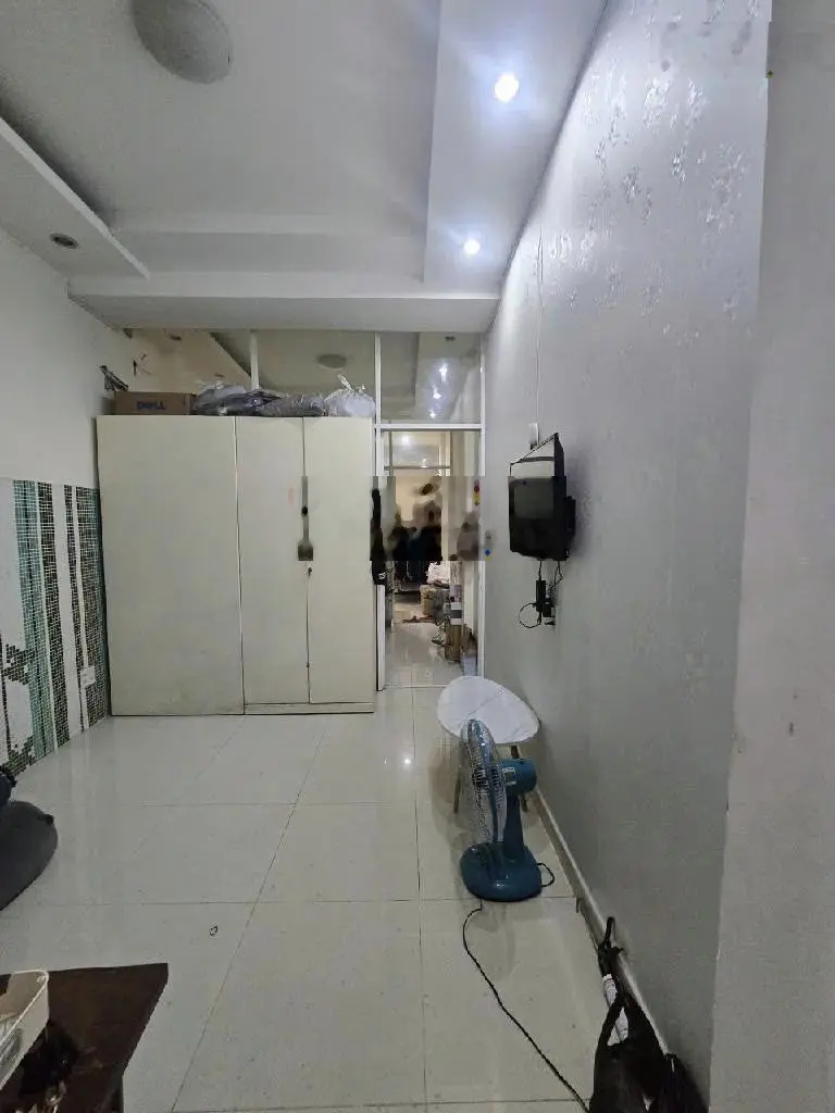 Bán gấp giảm mạnh 500tr, hẻm xe tải thông, Dạ Nam, quận 8, 31m2, mới đẹp, nhỉnh 3 tỷ
