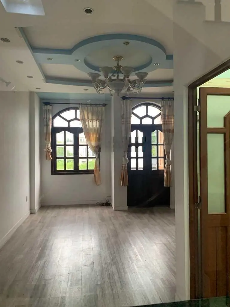 MẶT TIỀN ĐƯỜNG THẠCH LAM - TÂN PHÚ - GẦN VĂN CAO 4 tầng 9,45 tỏi