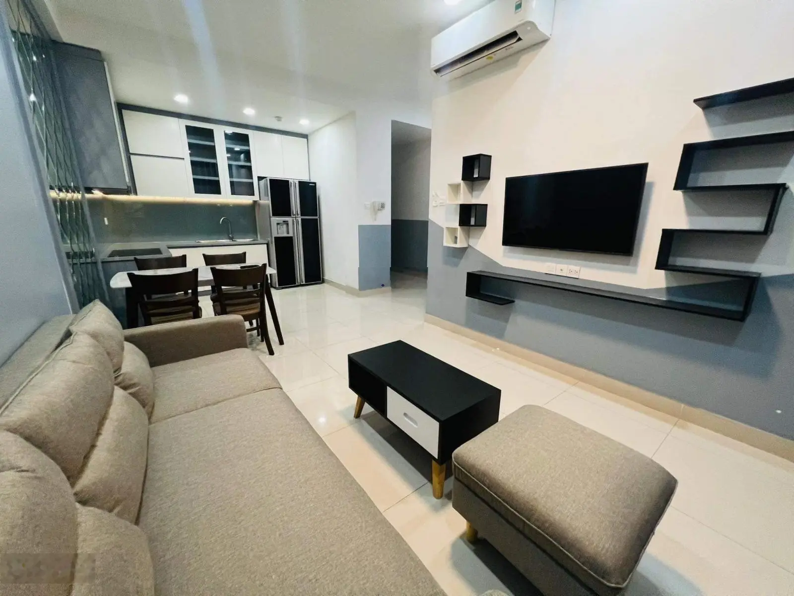 KẸT TIỀN BÁN GẤP CĂN HỘ THE SUN AVENUE QUẬN 2 79M2 2PN2NVS 2TỶ550TRIỆU