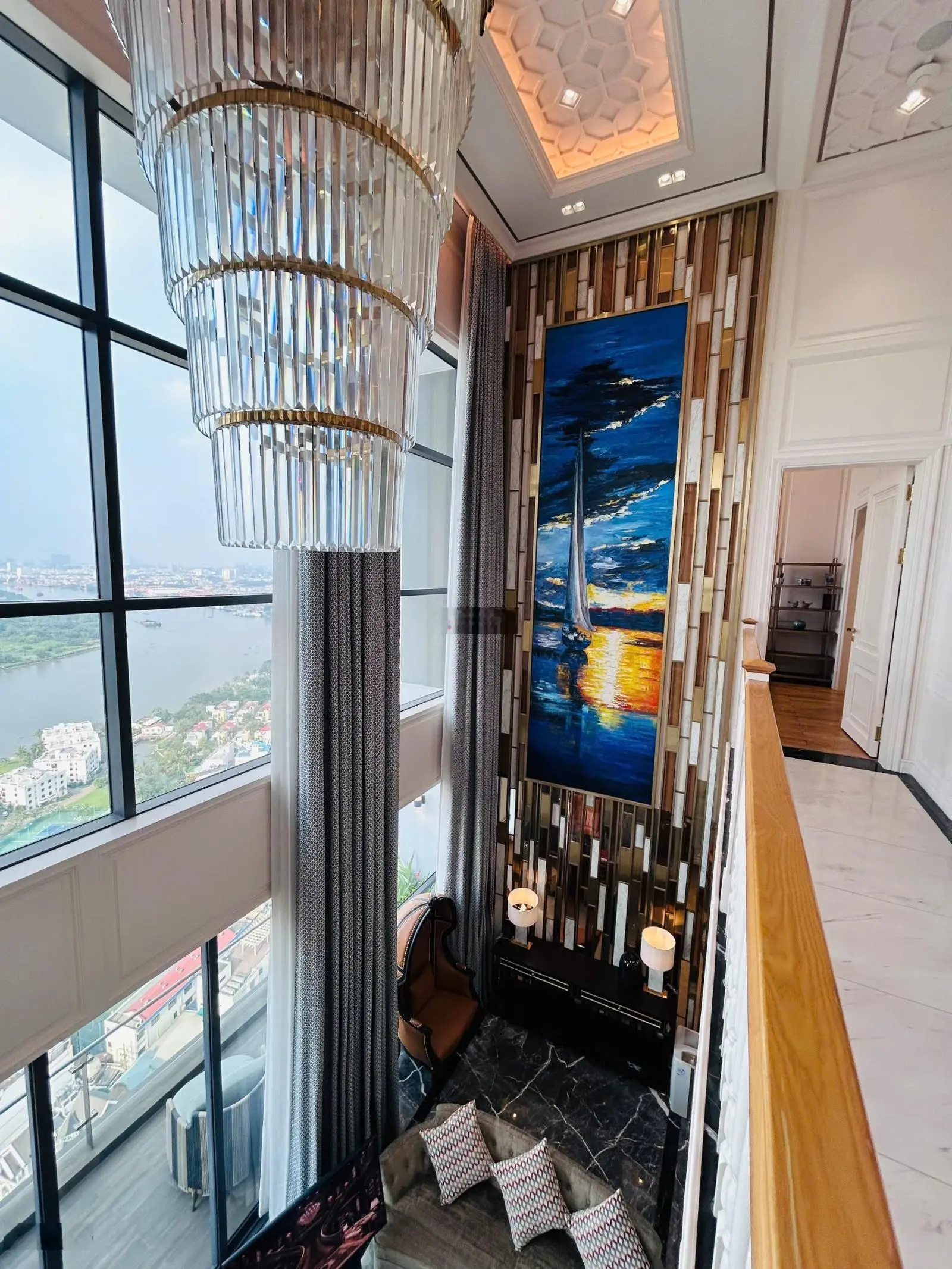 Bán penthouse nội thất sang trọng view sông q2 thảo điền. liên hệ 0902 835 ***