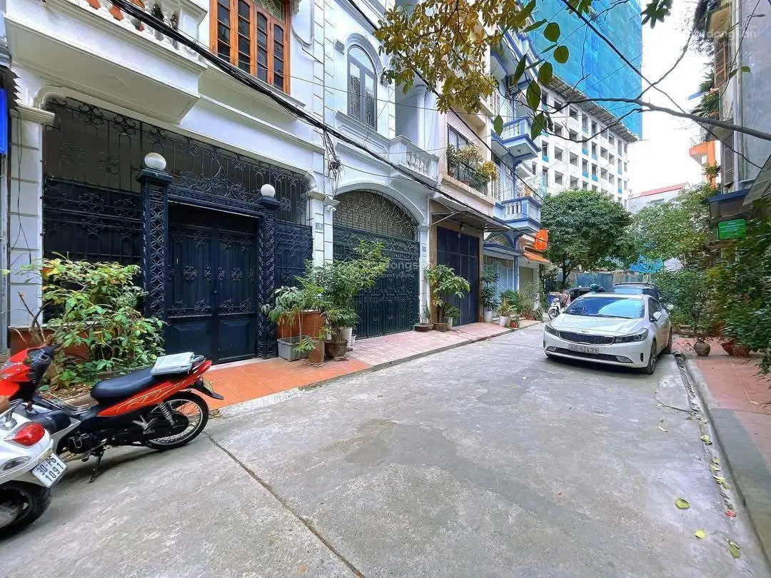 Bán nhà phùng chí kiên phân lô ô tô vào nhà - kinh doanh vp -ở sướng 56m*4tầng*mt4m*chỉ 16tỷ nhỉnh
