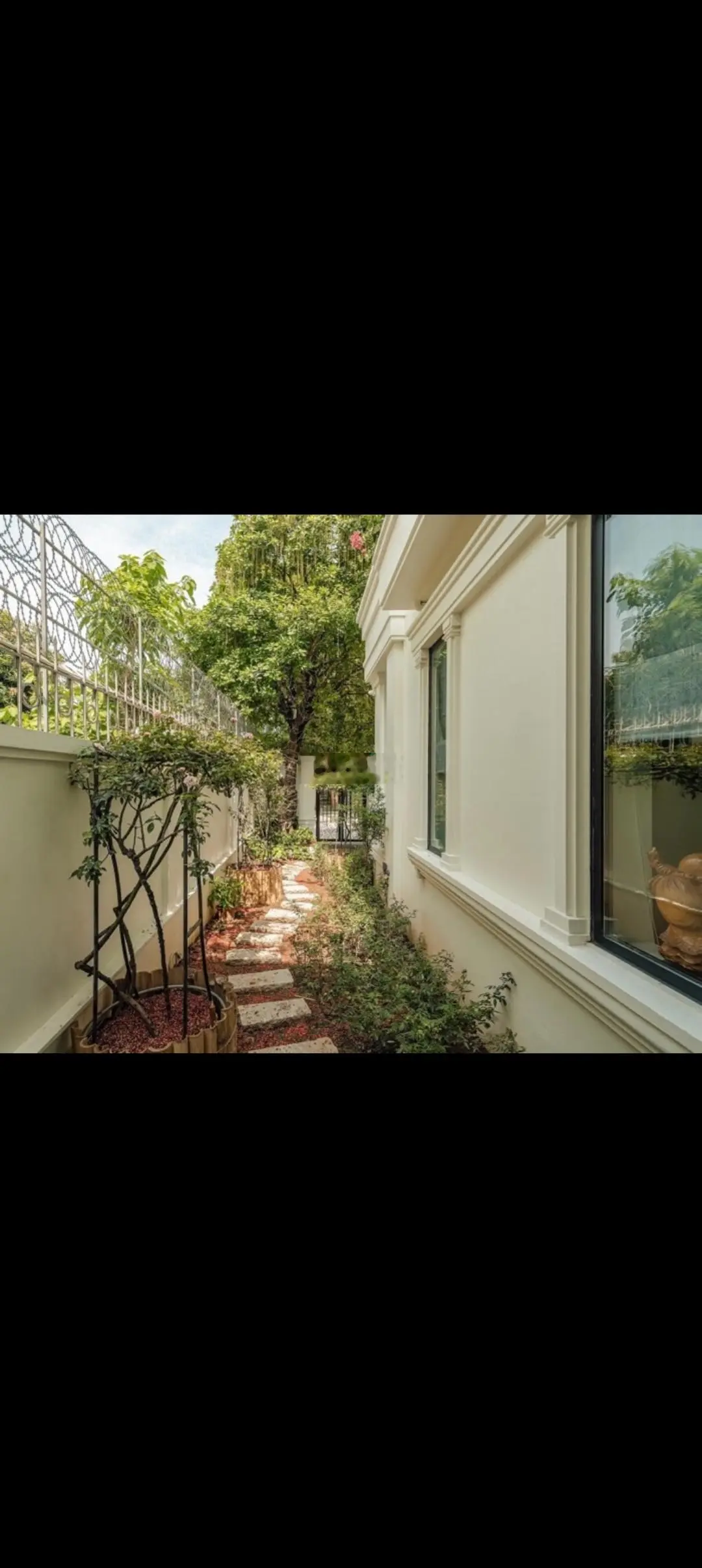 Bán biệt thự 276m2 tại Đường Pháp Vân, Hoàng Liệt, Hoàng Mai, Hà Nội, giá ưu đãi 75 tỷ