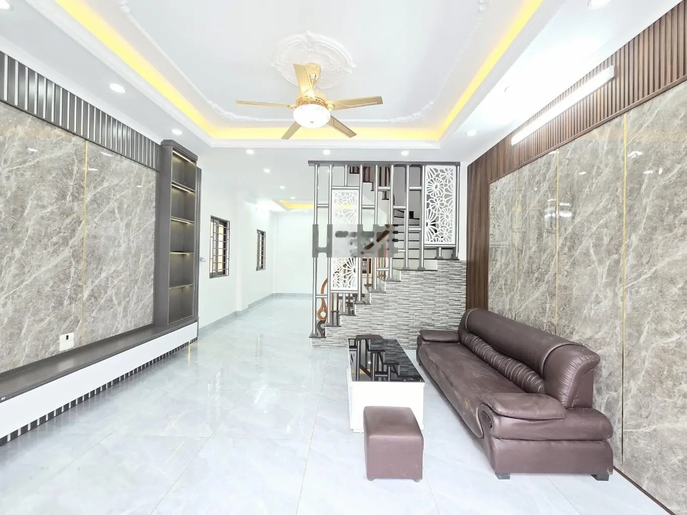 Bán nhà chính chủ 55m2/4 tầng , lô góc, ô tô đỗ cửa