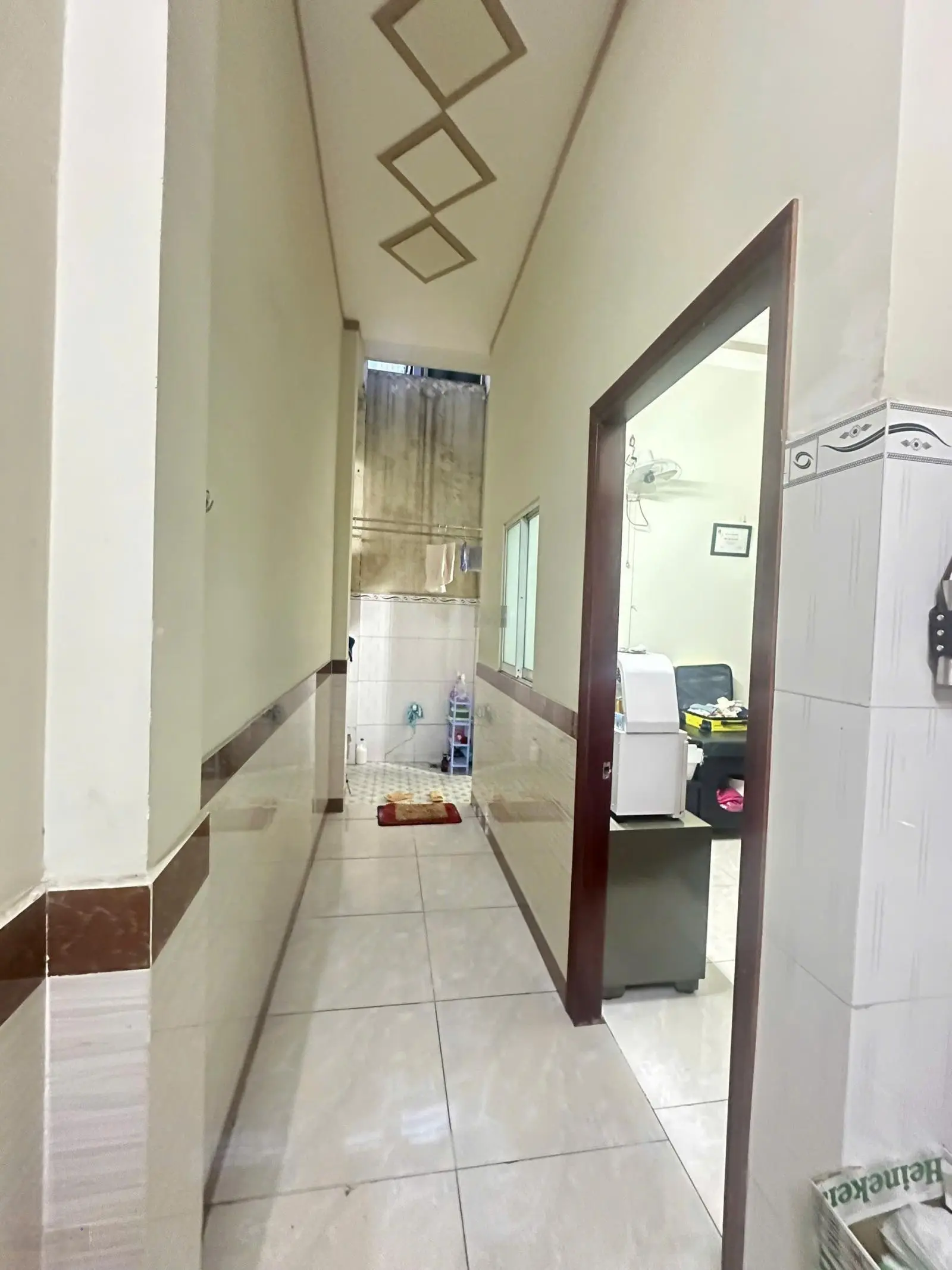 Bán nhà - 80m2 - 3pn - hẻm xe hơi vào nhà giá giảm 300tr - nay còn 4tỷ thương lượng!