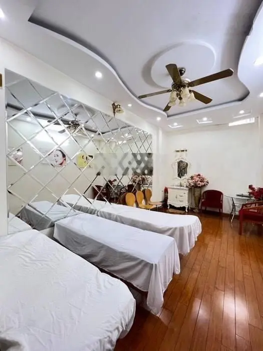 Bán nhà Mặt Phố Mai Hắc Đế, DT 47m x 6 tầng, mặt tiền 3.5m, 34 tỷ đồng