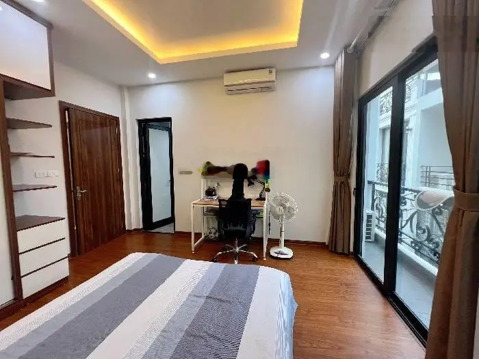 Bán nhà dân xây Phố Bạch Mai - Hai Bà Trưng, ngõ nông rộng sát phố, ô tô đỗ, 60m2 x 4T, chào 11 tỷ