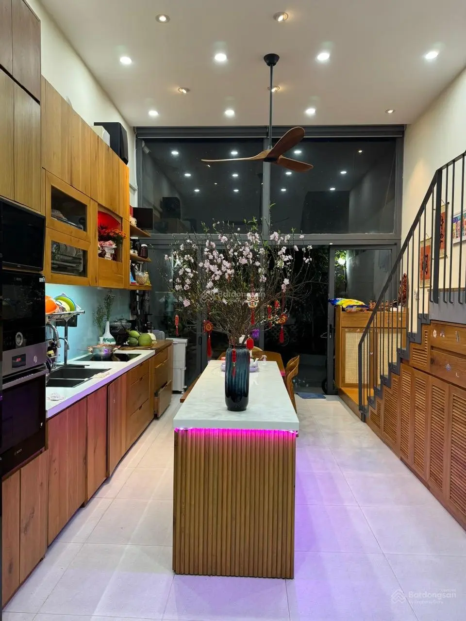Nhà trung tâm Trường Thọ (4.5*17.5m) - sổ hoàn công - gần Kha Vạn Cân Phạm Văn Đồng