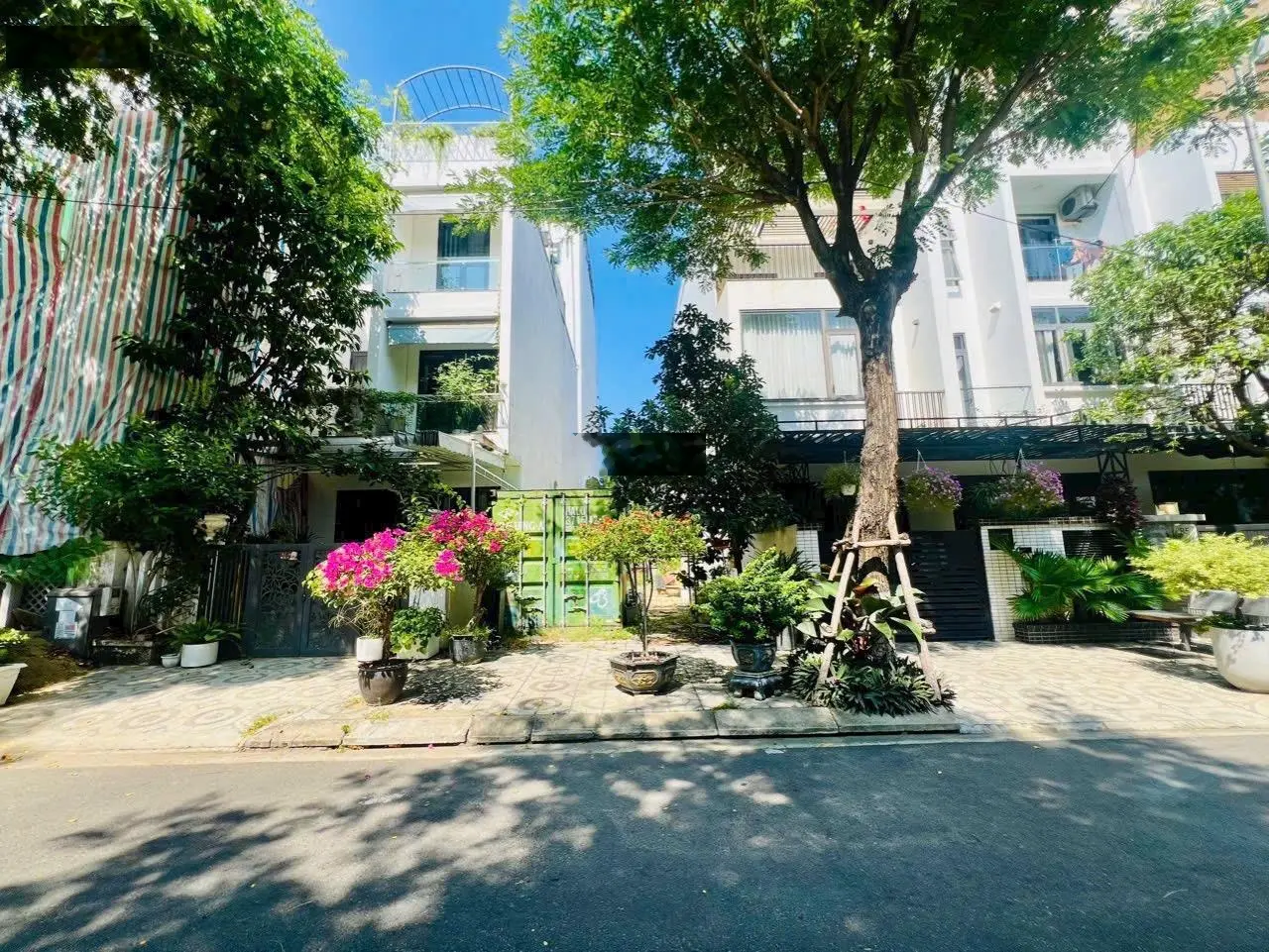 Cần bán lô đất đường Hoa Phượng 1, khu Euro Village, Quận Sơn Trà Đà Nẵng, lô duy nhất