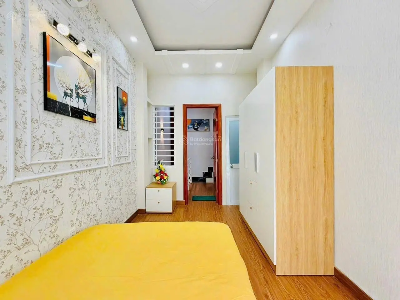 Bán nhà đúc 2 lầu hẻm xe tải thông, gần chợ Hạnh Thông Tây, trung tâm Gò Vấp, giá 3,79 tỷ