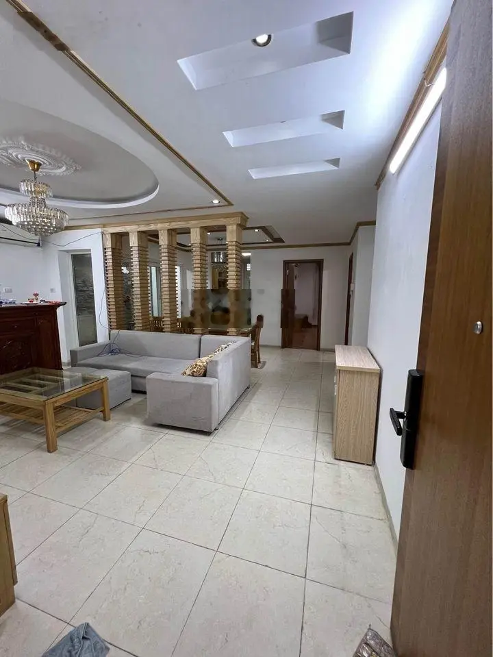 Bán gấp căn hộ chung cư Nam Trung Yên 2PN 1WC DT: 57m2 giá 2,95 tỷ, LH: 0917 495 ***