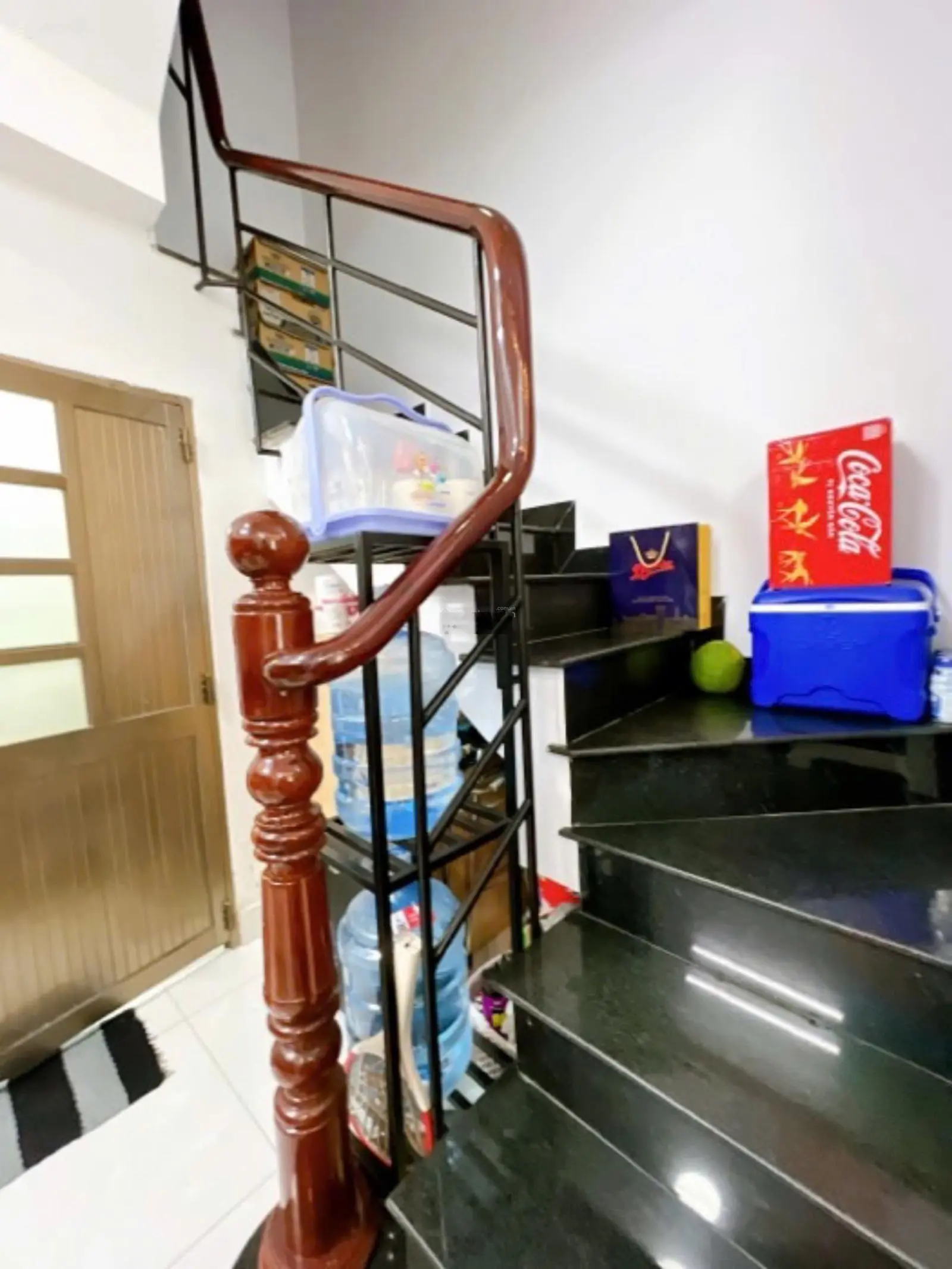 Tôi chủ ban căn Nha 4 tầng khu đường số quận 4