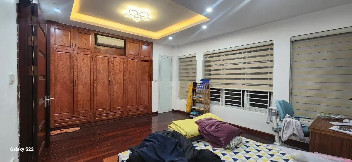 Bán nhà riêng 42m2 Từ Liêm cạnh Ngoại Giao Đoàn, góc 3 thoáng, ô tô gần, nhà mới thang máy, đủ đồ