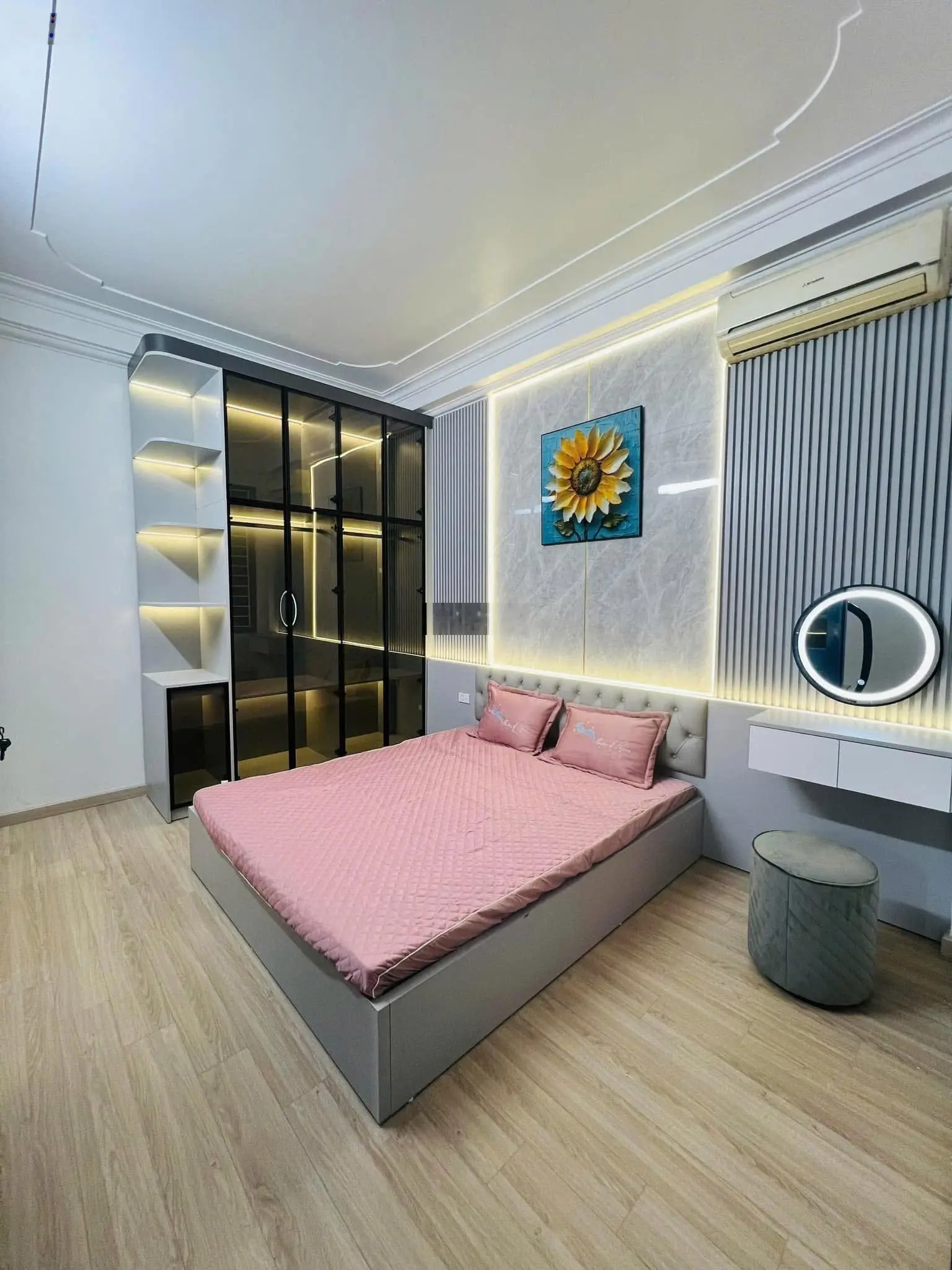 Bán nhà riêng 5 tầng mới đẹp, DT26m2, 3 Ngủ, 4WC tại phố Quan Hoa, Cầu Giấy, Hà Nội, Giá 5.9 tỷ