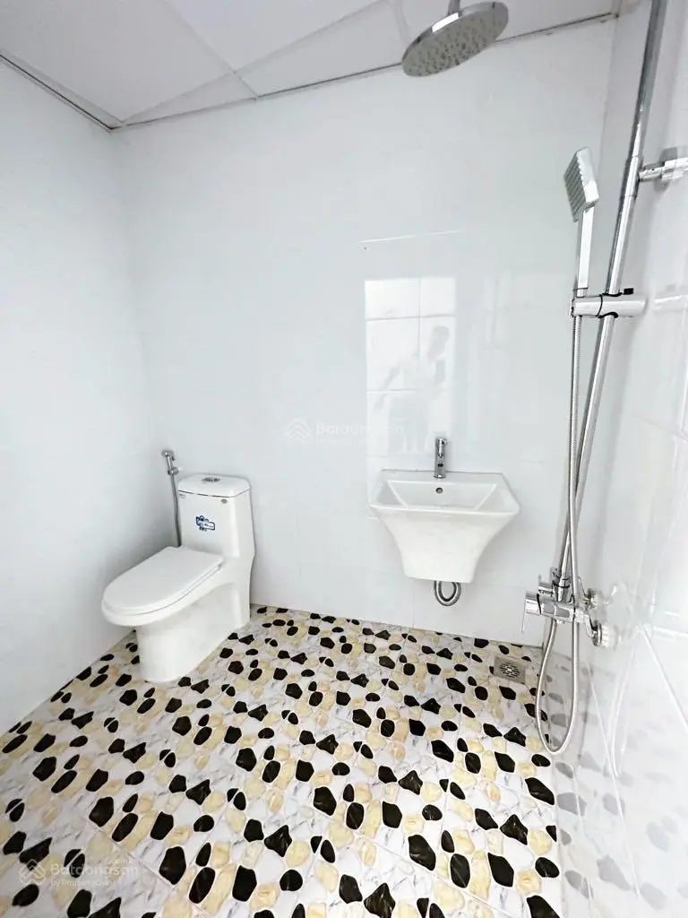 Ngõ 193 Phú Diễn, 58m2, 7 tầng, thang máy, 12p khép kín, full nội thất. Luôn full người thuê