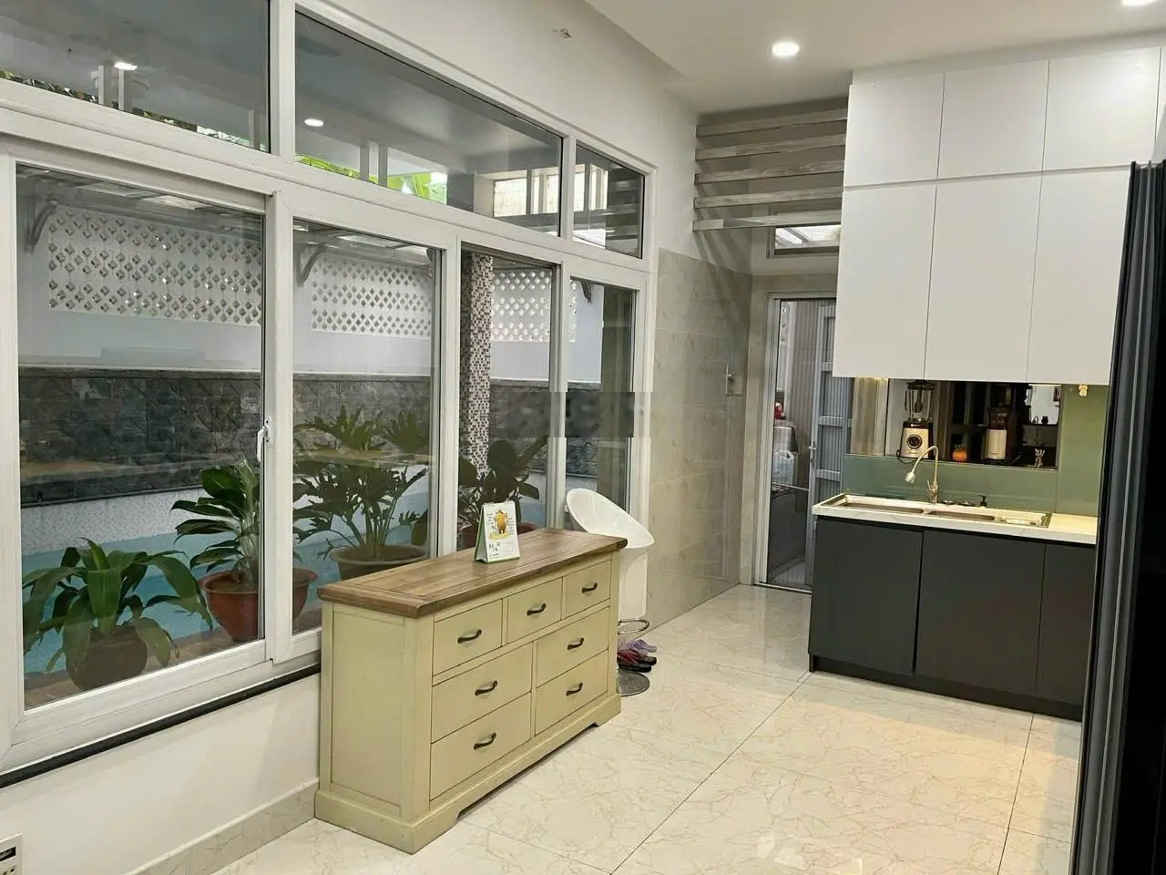 Chính chủ bán biệt thự Khang An 8x21m. Nhà hoàn thiện full nội thất. Sổ hồng riêng. Gọi 0982 667 ***