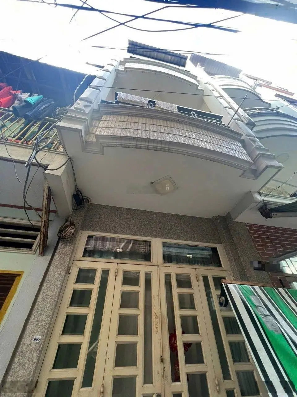 (5,5 tỷ tl) nhà 2 lầu 1 sẹc nguyễn trãi , hẻm rộng 4m..!