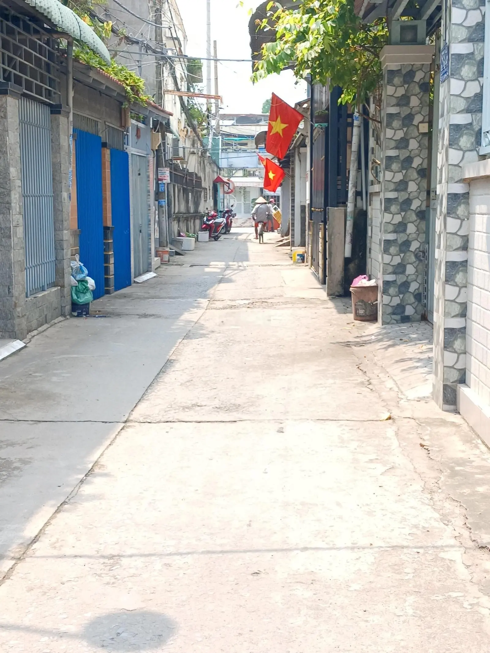Nhà 2 tầng, 70m2, Huỳnh Tấn Phát, Quận 7, 5 tỷ nhỉnh