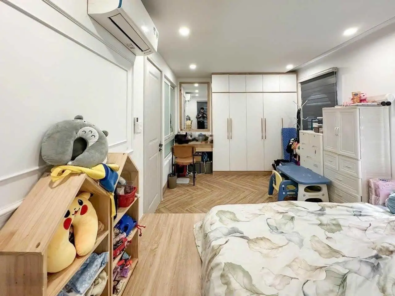 Nhà đẹp Phan Văn Trị, Bình Thạnh 66m2, 5 tầng, hẻm xe tải. Giá 8,8 tỷ TL