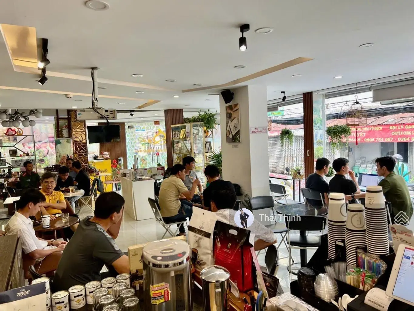 Mặt tiền hẻm nhựa 8m vip đường 3/2 - 6 tâng lầu ngang 7m dòng tiền khoán khủng 100 triệu chỉ 2x tỷ