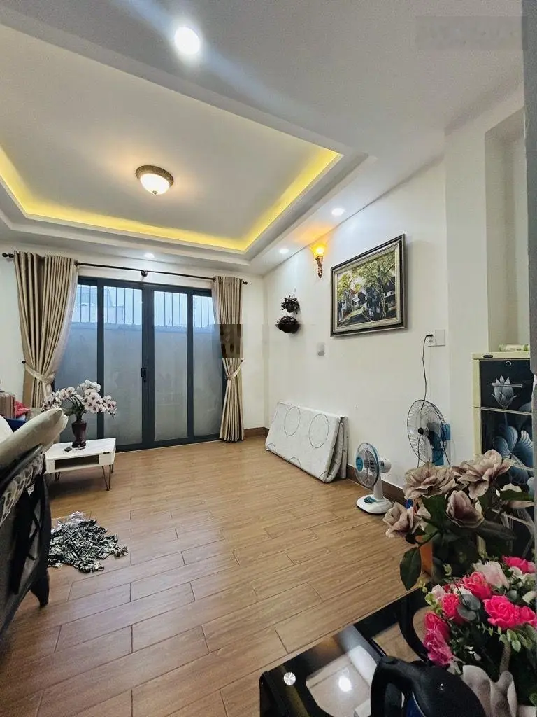 Nhà mới đón tết, đầy đủ công năng, mặt tiền hẻm xe hơi, phường vip tân hưng, quận 7.