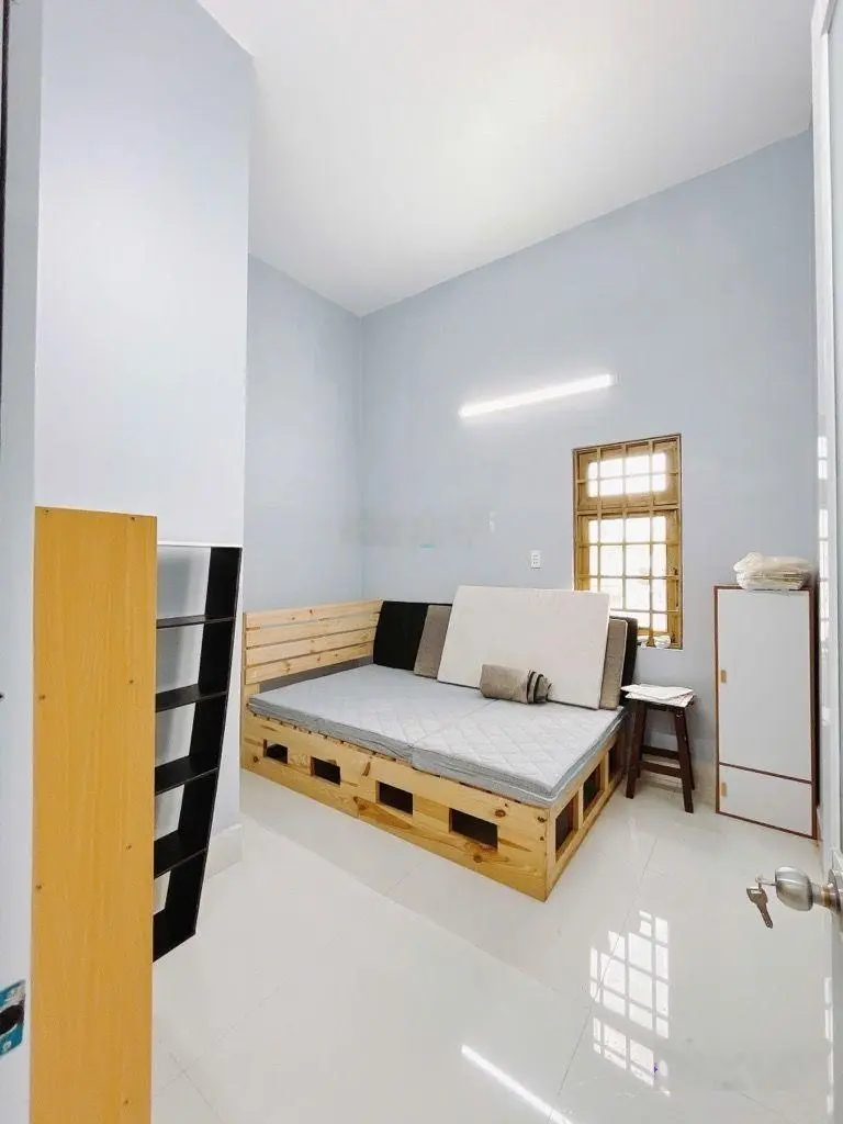 Xe hơi đậu trong nhà 4 tầng btct 60m2- 4,4*14- huỳnh tấn phát q7- chỉ nhĩnh 6 tỉ còn
