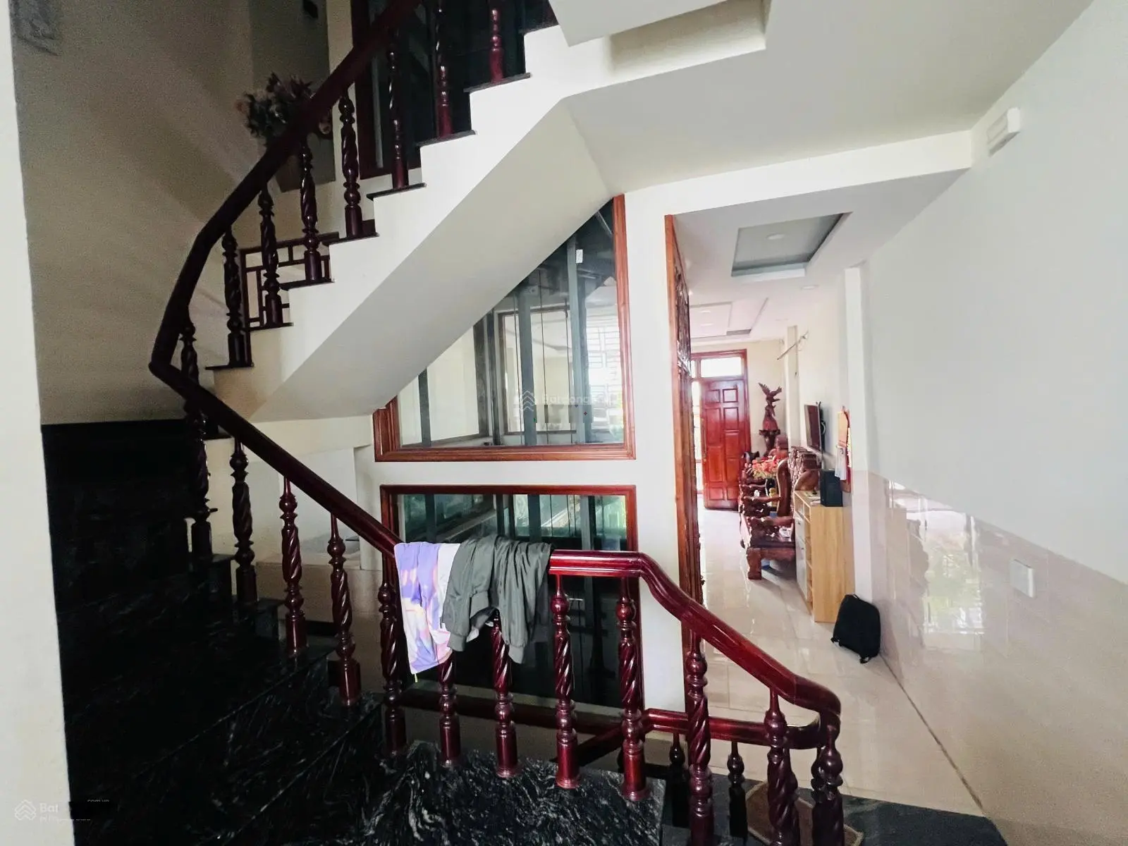 Bán gấp nhà hẻm ô tô Linh Đông - Thủ Đức - 243m2 4PN 6WC Full NT có Thang máy 12 tỷ thương lượng