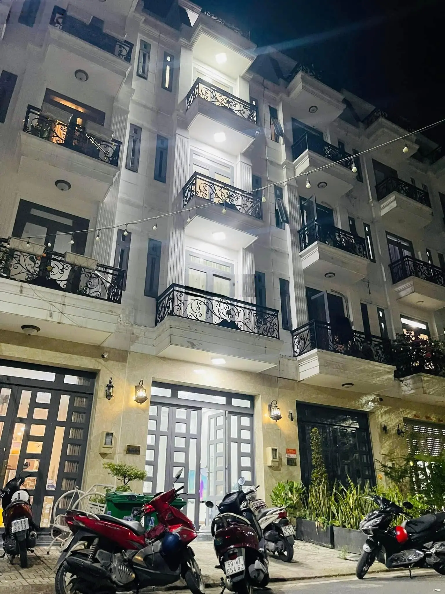 Mua ở hay đầu tư đều nhất, nhà 5 tầng có thang máy đường 12m 4x16.5m 6PN 5WC Thạnh Lộc 44 Q12