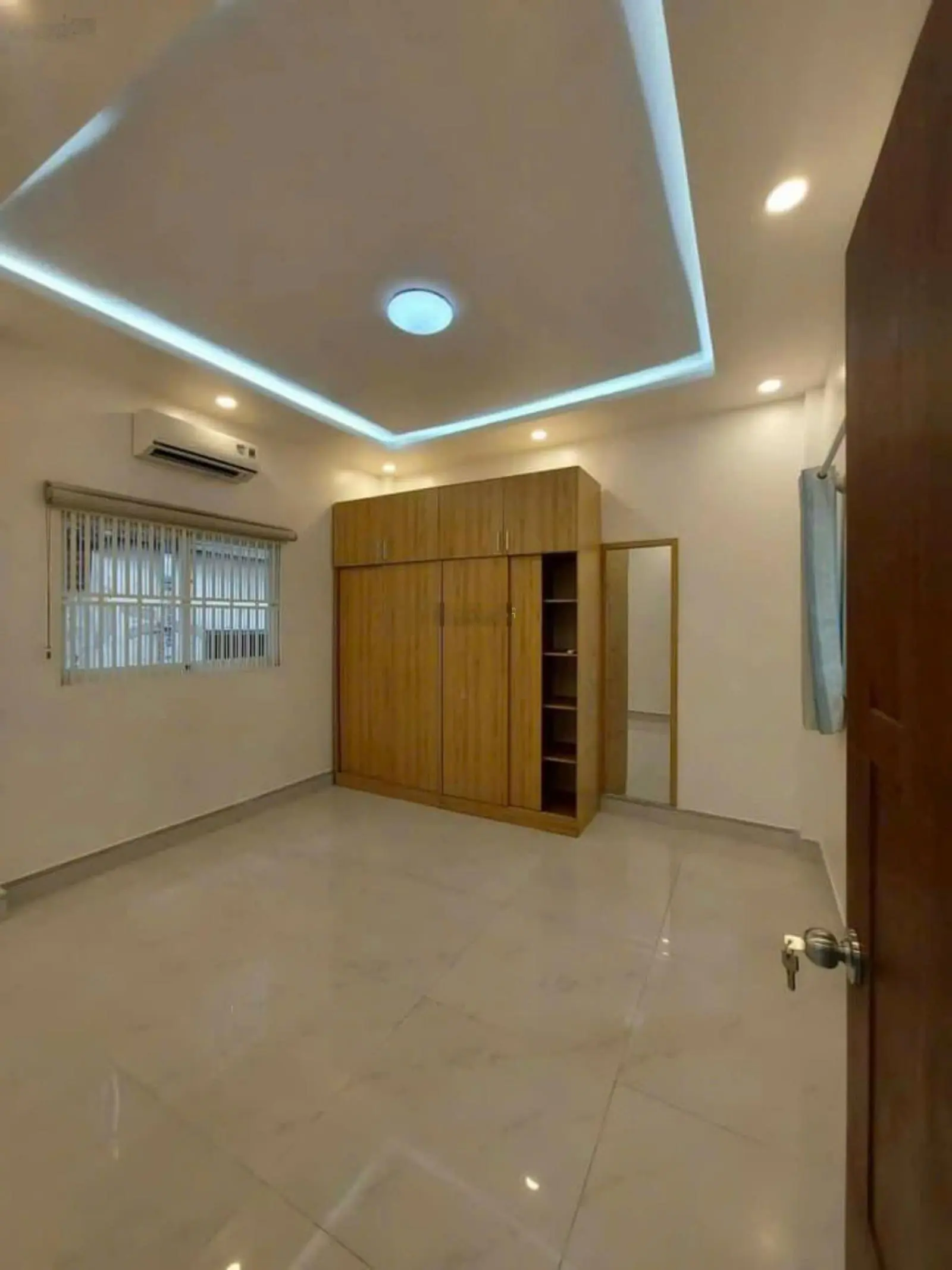 Bán gấp nhà 75m2 đường Trần Văn Mười. Liên hệ: 0973072381