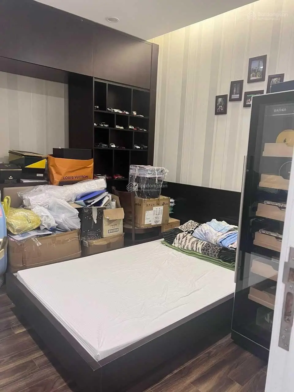 Gia đình cần bán căn 3 ngủ tại Ecolife Capitol 95m2, full nội thất, ban công Tây Nam, sổ đỏ