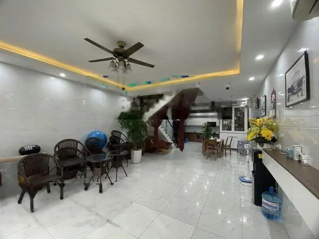 Bán nhà cầu diễn, 41m2, 5 tầng ngõ thông ô tô 7 chỗ đỗ cửa kinh doanh cho thuê siêu vip 7,9 tỷ