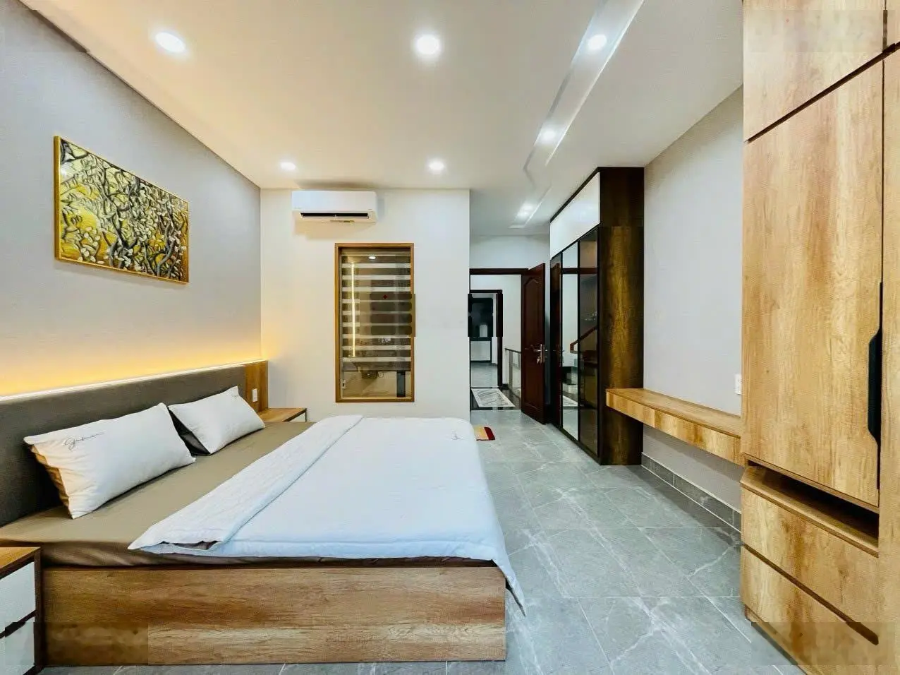 Bán nhà phố liền kề tại 68 Nguyễn Tư Giản, Gò Vấp SHR