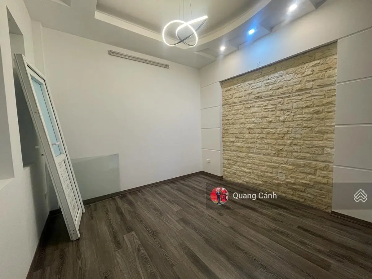 Trung tâm cầu giấy - sát phố lê văn lương (100m) - trước nhà thoáng sáng - tiện ích ngập tràn!