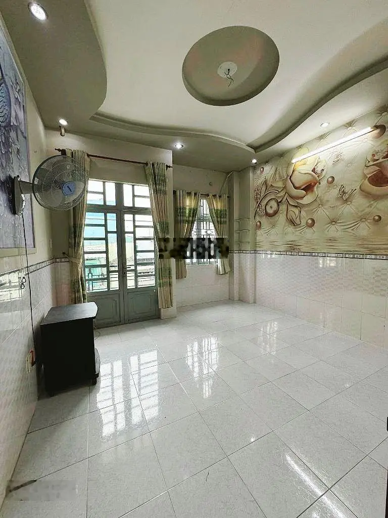 Bán nhà Âu Dương Lân, ngang 4, 65m2, mới đẹp, 4 tầng btct, pháp lý sạch, giá tốt, quận 8