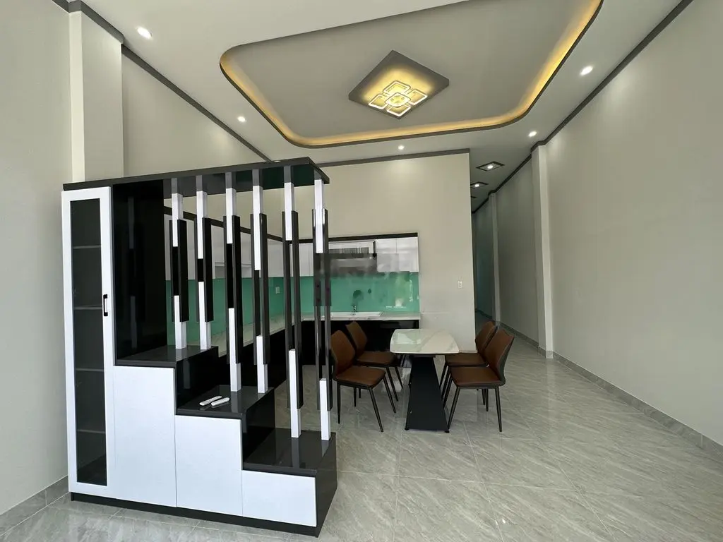 Cần bán căn nhà sổ riêng gần chợ cây xung
