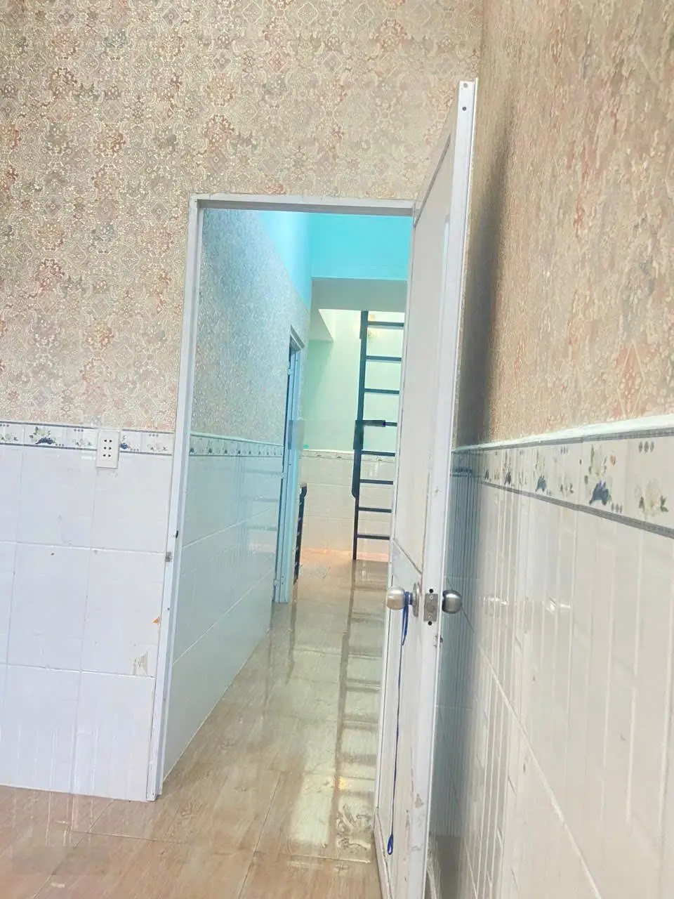 NHÀ GÒ XOÀI ĐÚC 1 lửng 1 lầu 3 phòng ngủ hẻm 4m